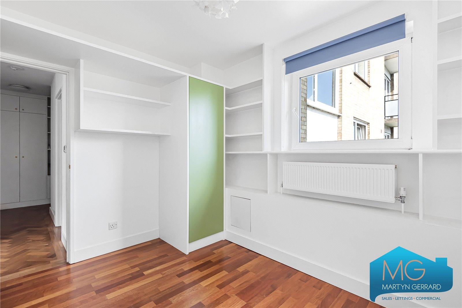2 bedroom Apartment for sale - Martyn Gerrard