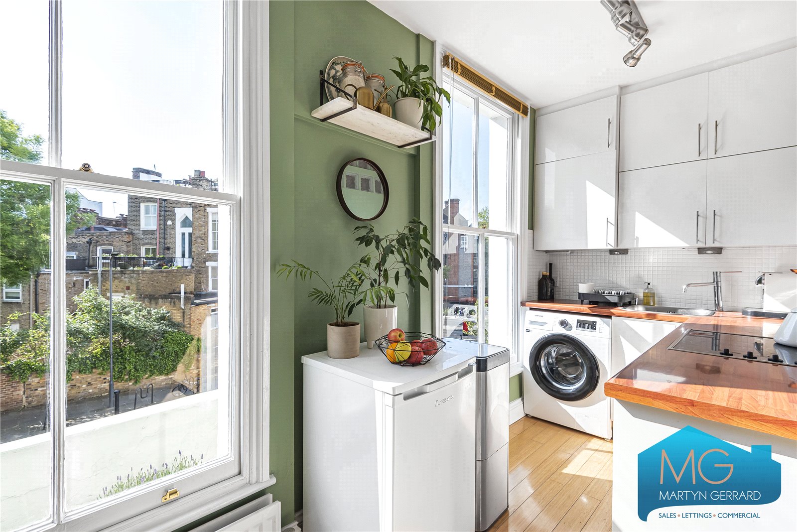 1 bedroom Apartment for sale - Martyn Gerrard