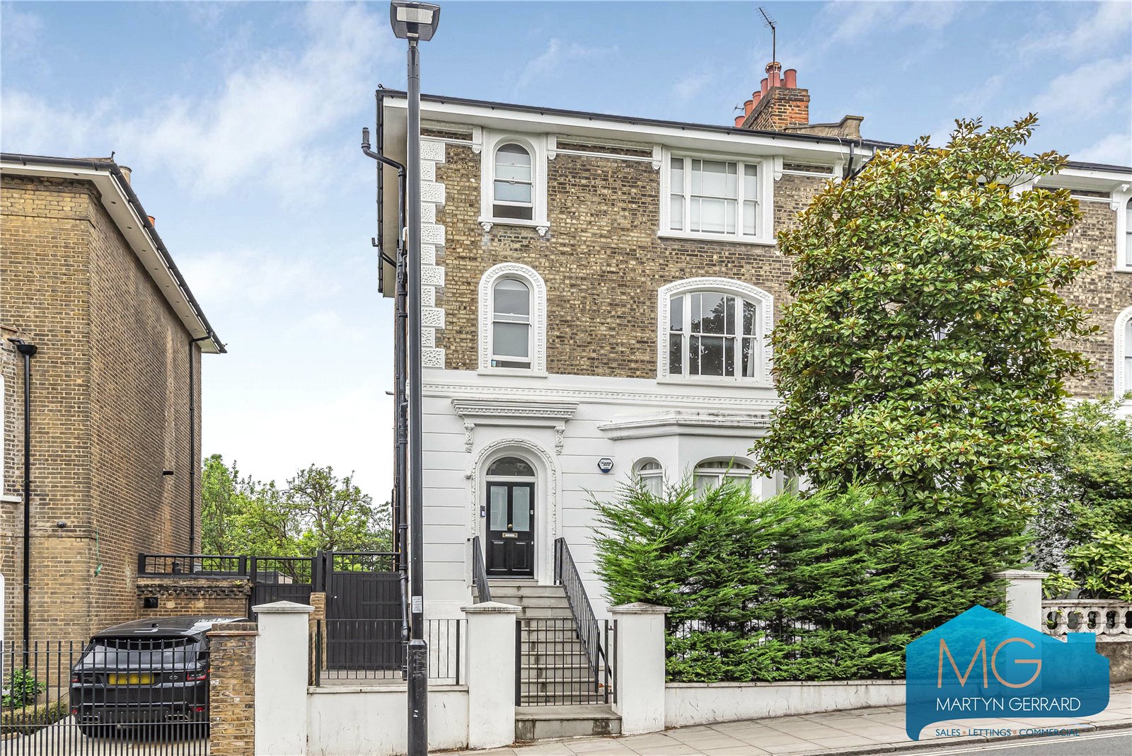 Dartmouth Park Hill, Kentish Town, London, NW5+  - Martyn Gerrard