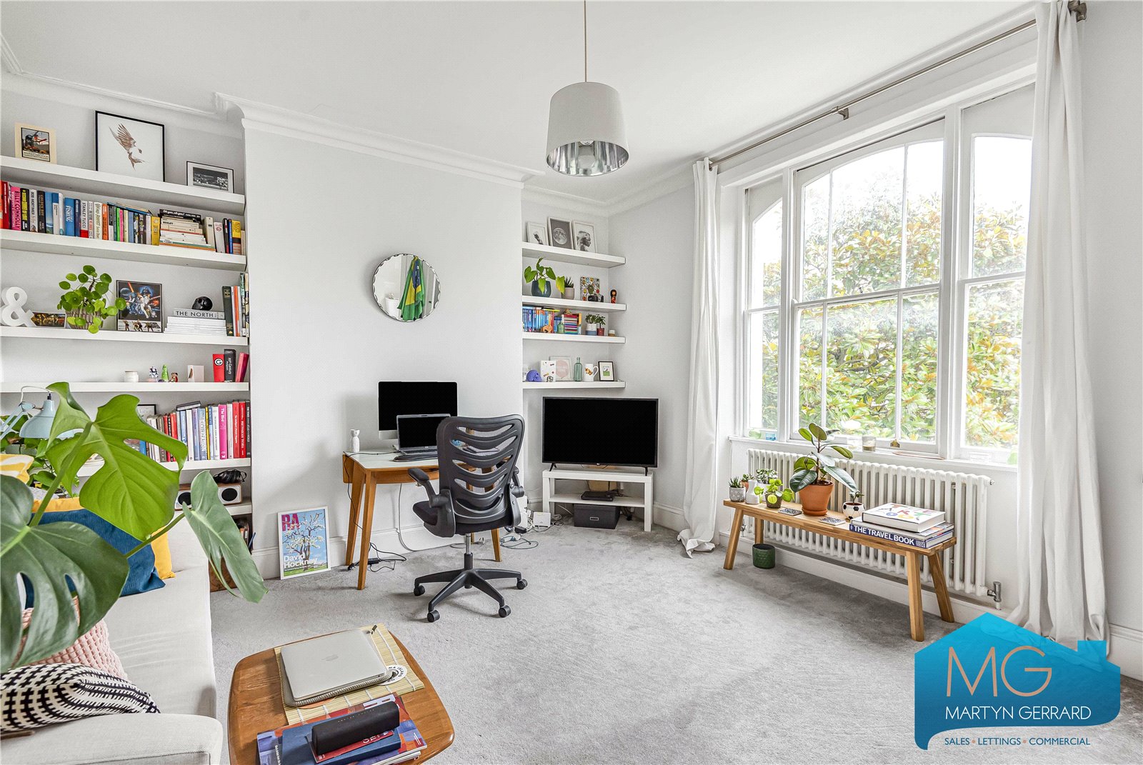 1 bedroom Apartment for sale - Martyn Gerrard