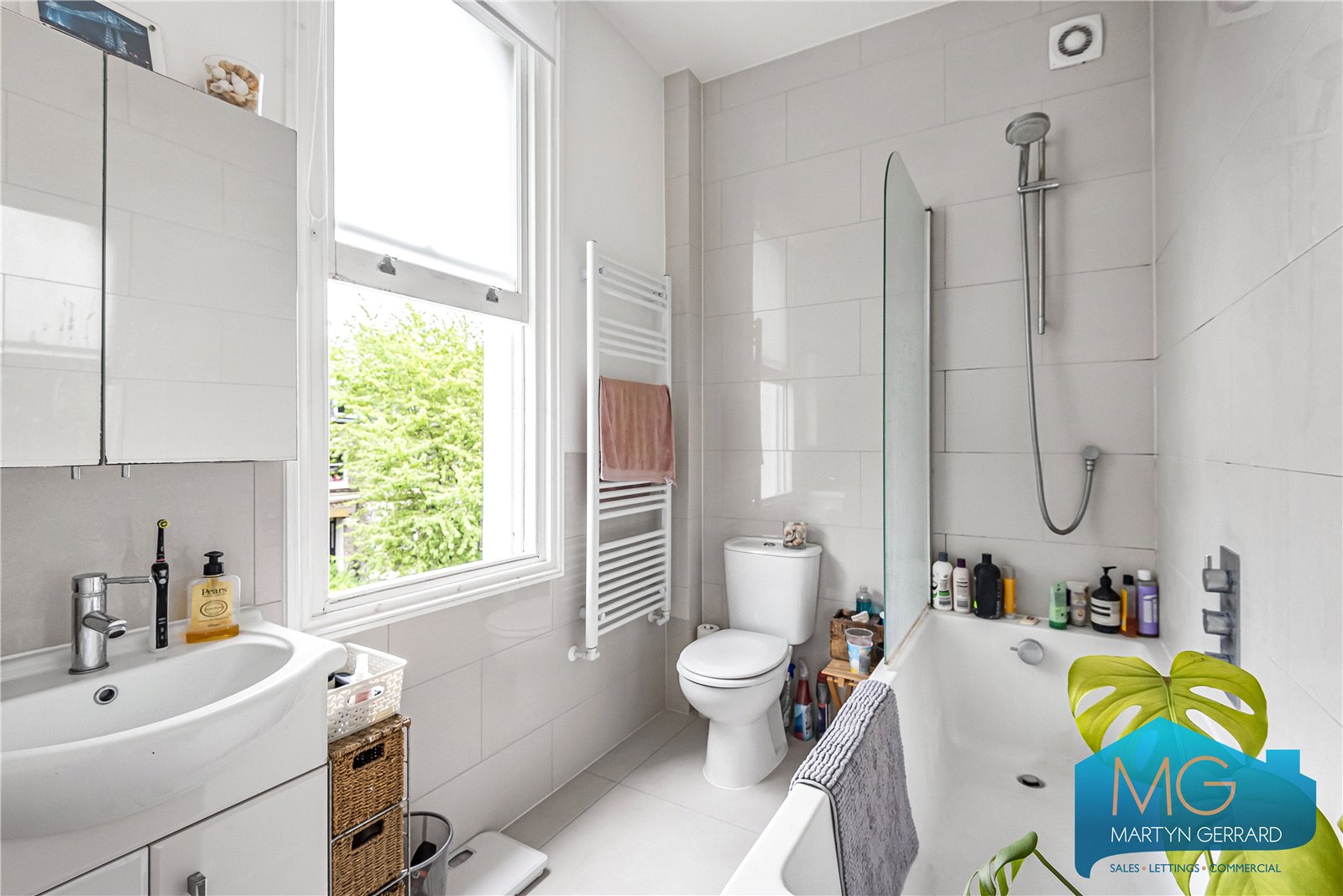 1 bedroom Apartment for sale - Martyn Gerrard