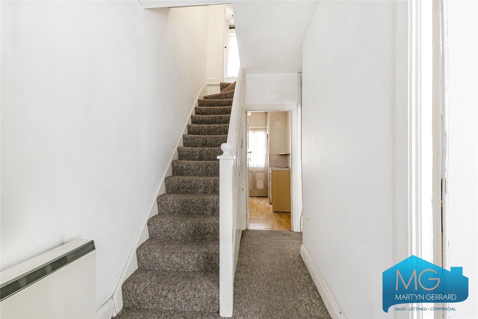3 bedroom Terraced House for sale - Martyn Gerrard