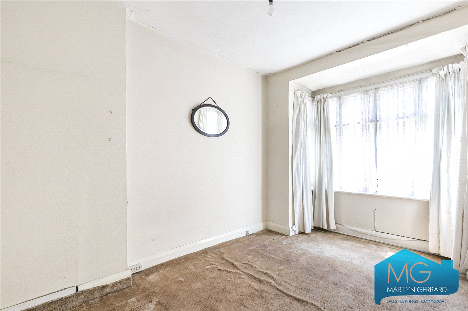 3 bedroom Terraced House for sale - Martyn Gerrard