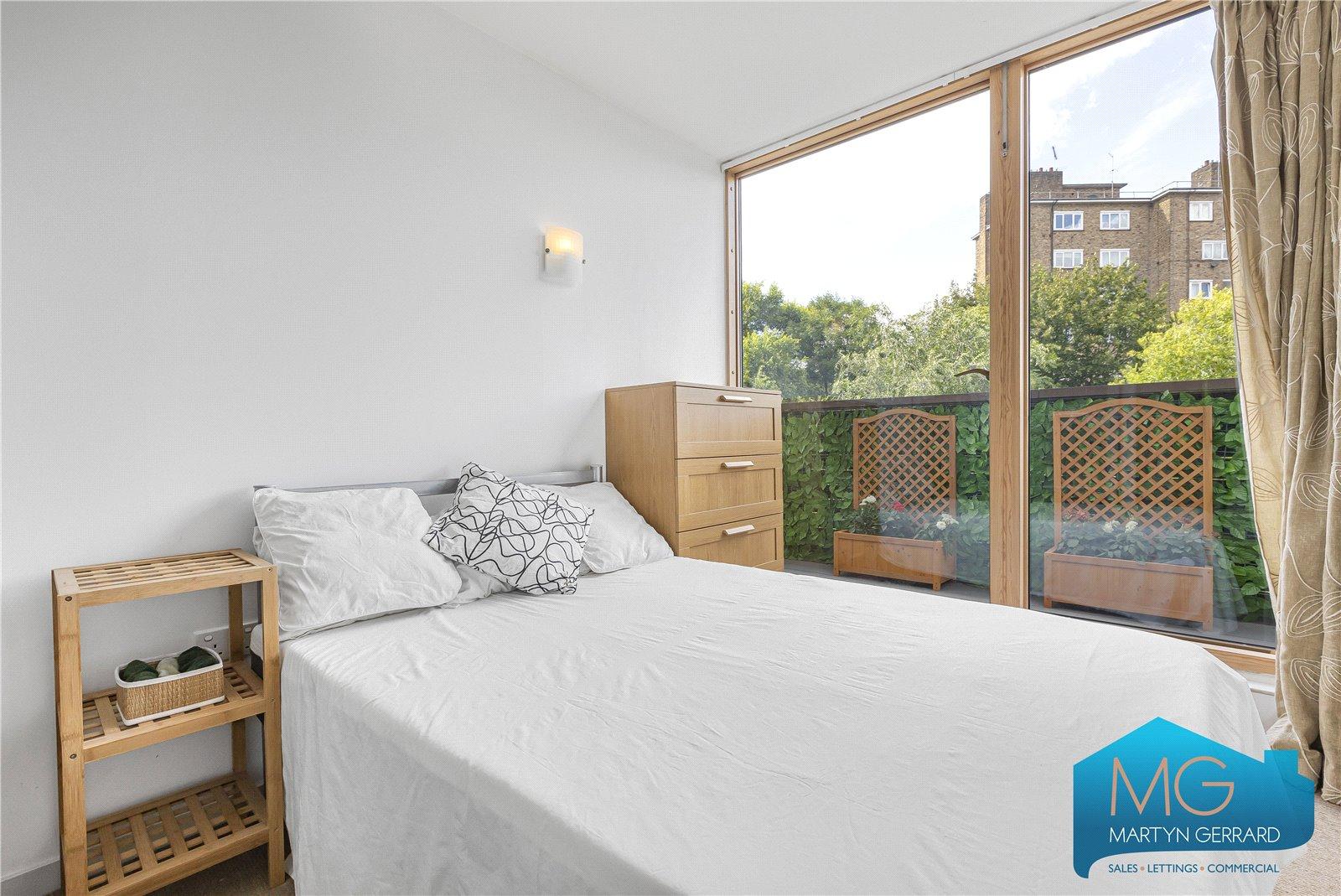 2 bedroom Apartment for sale - Martyn Gerrard