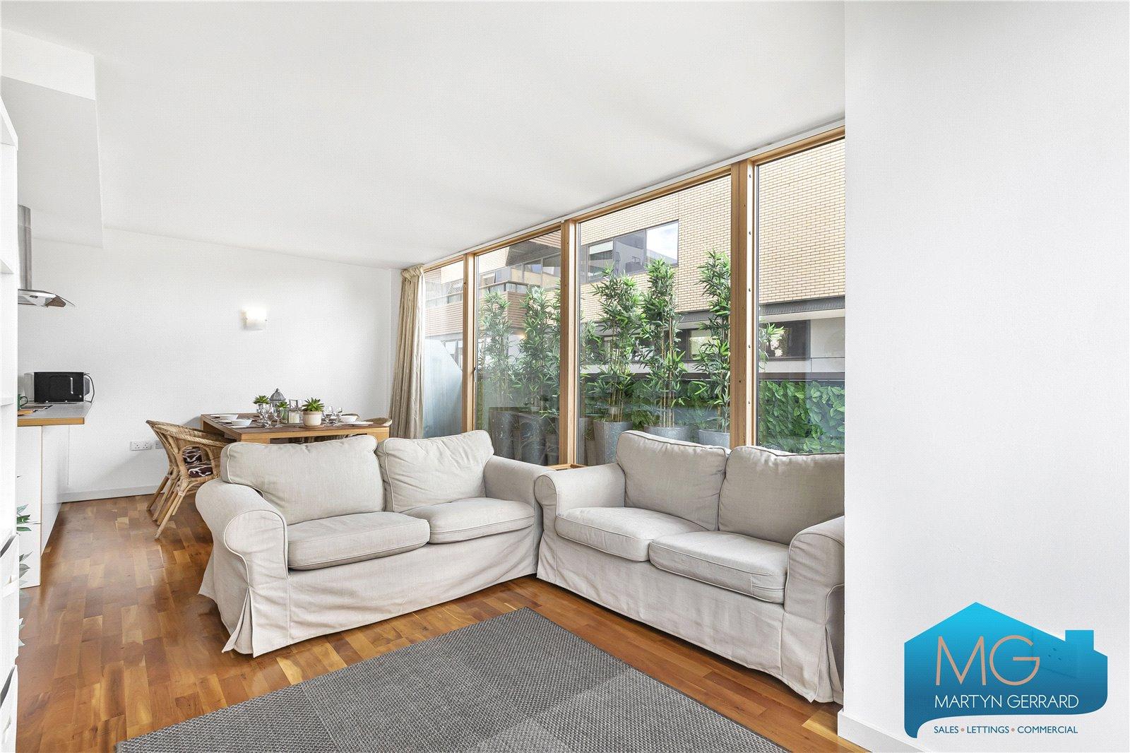 2 bedroom Apartment for sale - Martyn Gerrard