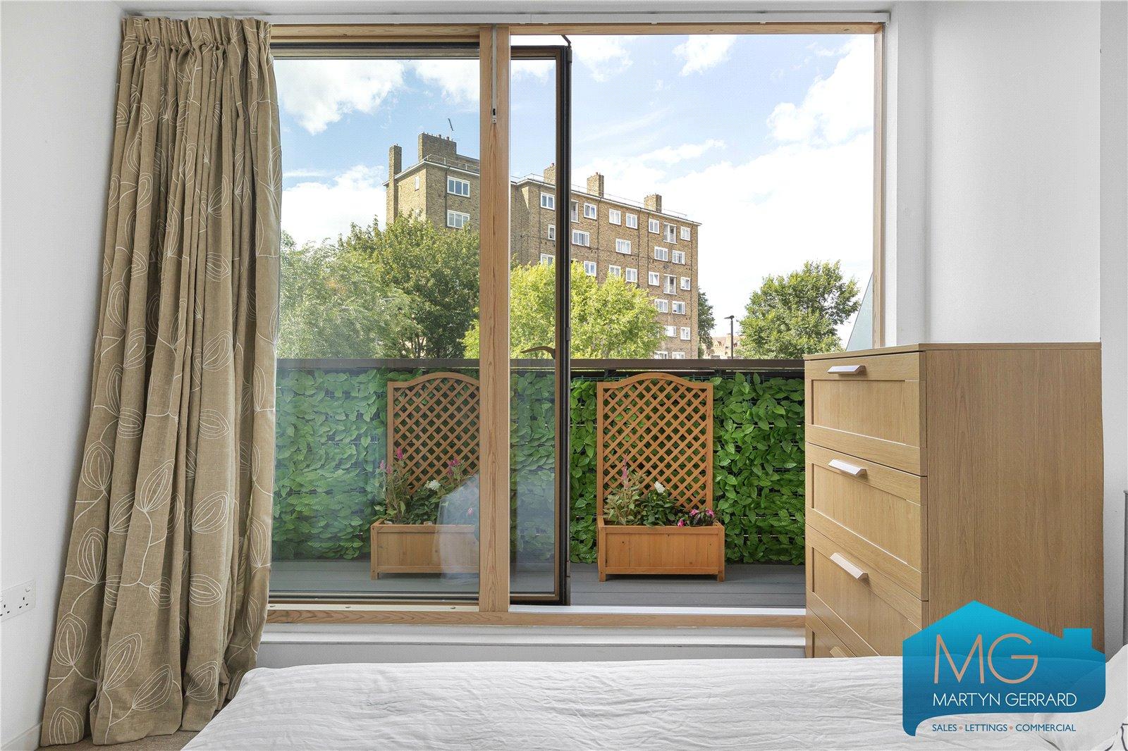 2 bedroom Apartment for sale - Martyn Gerrard