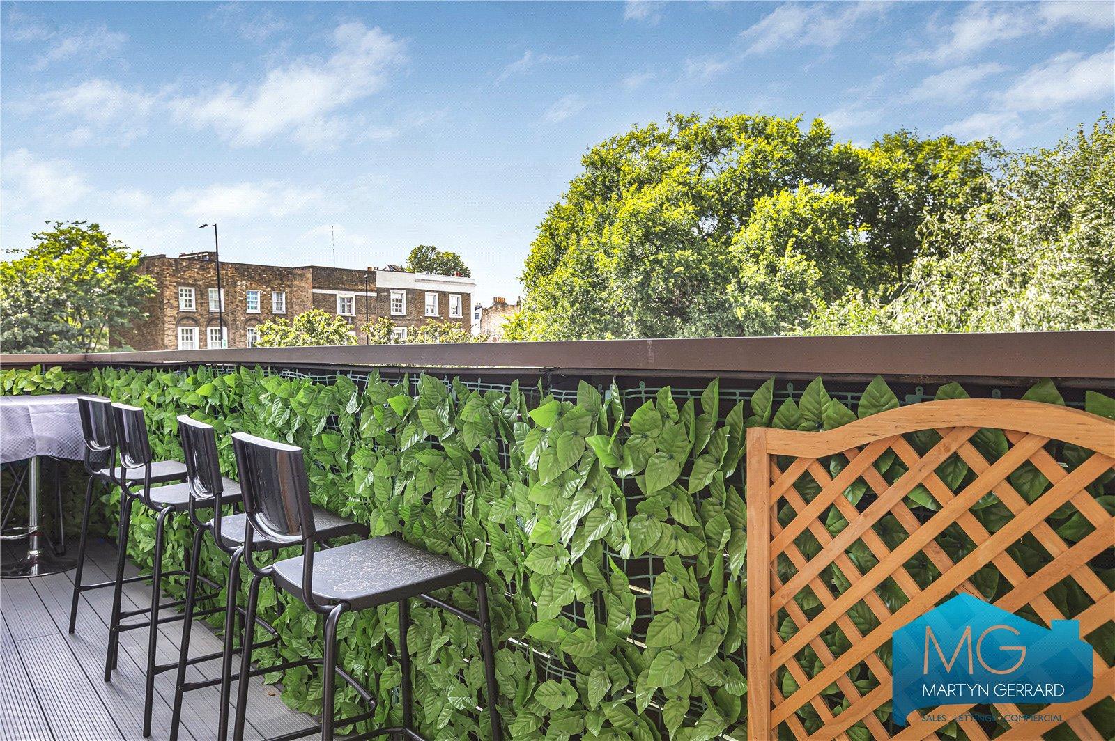 2 bedroom Apartment for sale - Martyn Gerrard