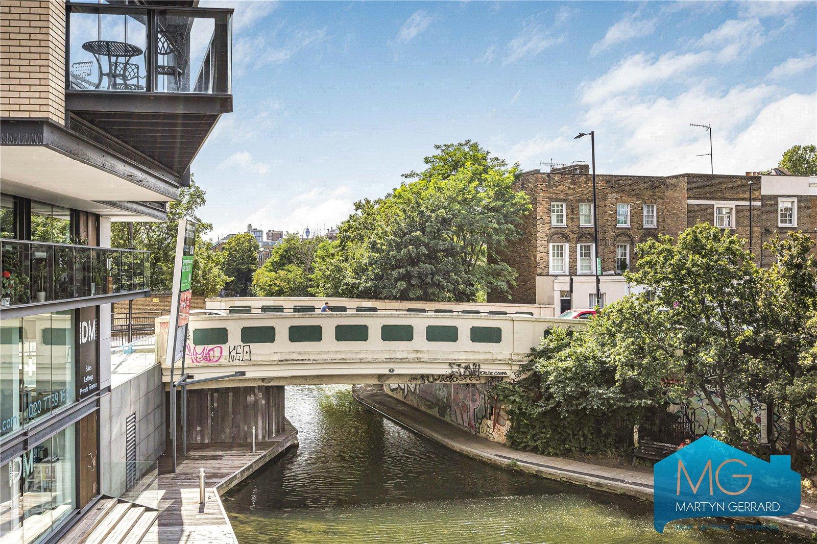 2 bedroom Apartment for sale - Martyn Gerrard