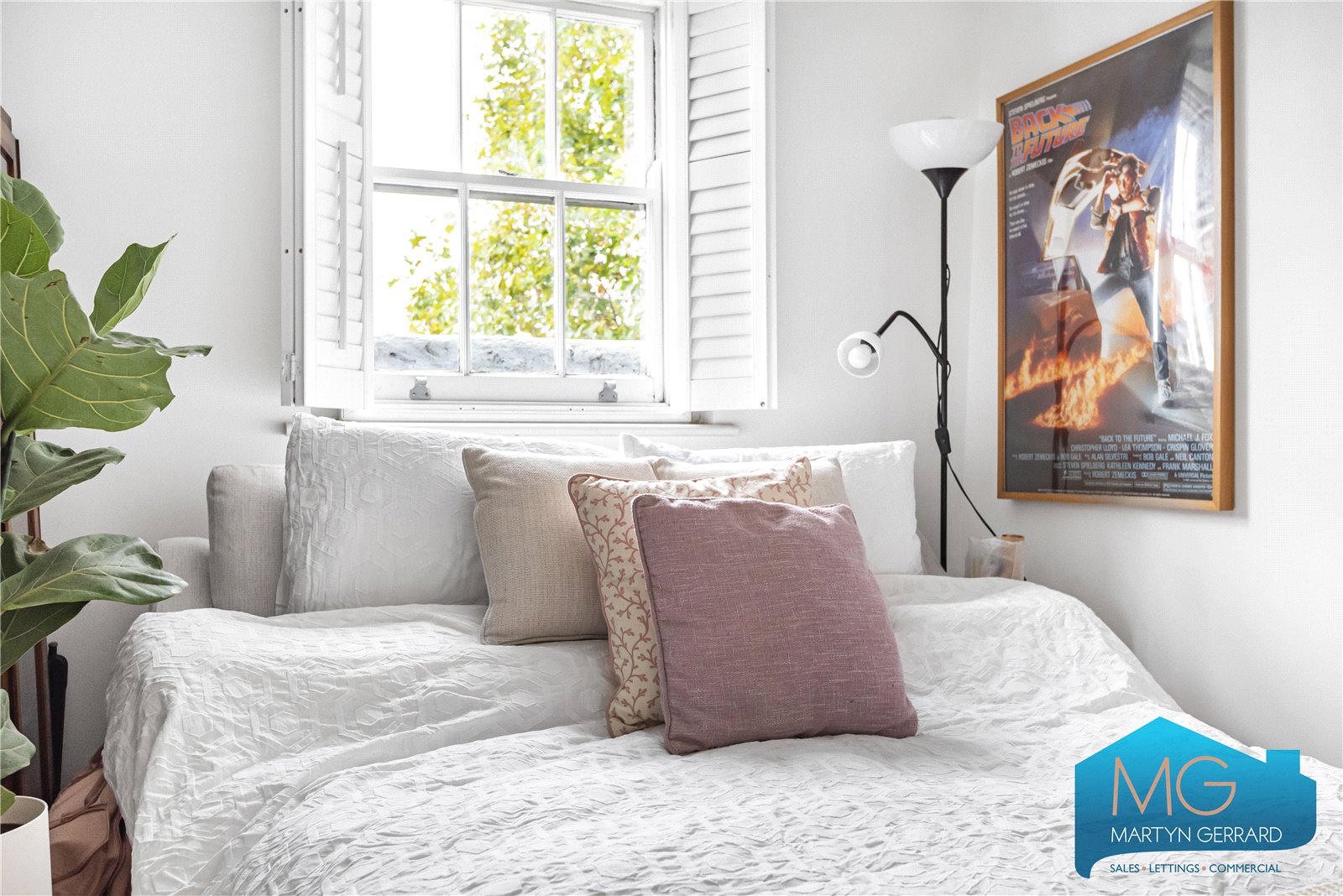 3 bedroom Apartment for sale - Martyn Gerrard