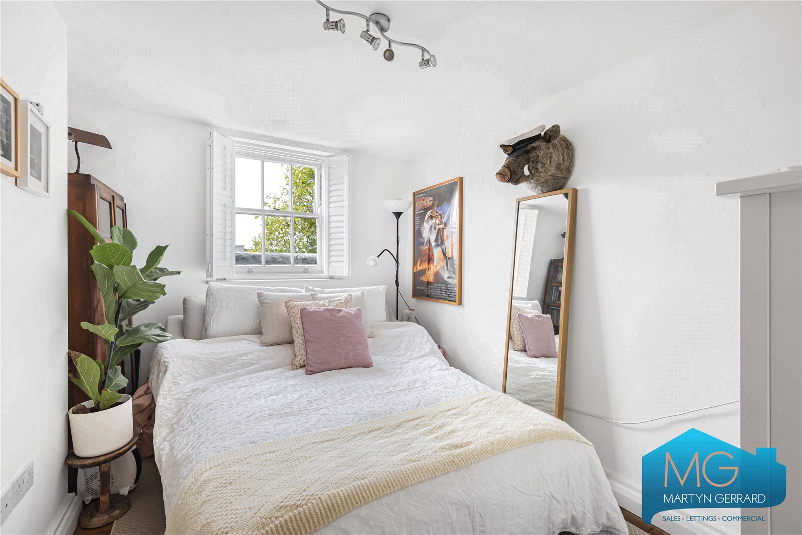 3 bedroom Apartment for sale - Martyn Gerrard