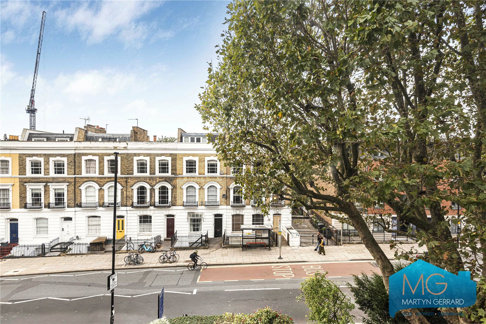 3 bedroom Apartment for sale - Martyn Gerrard