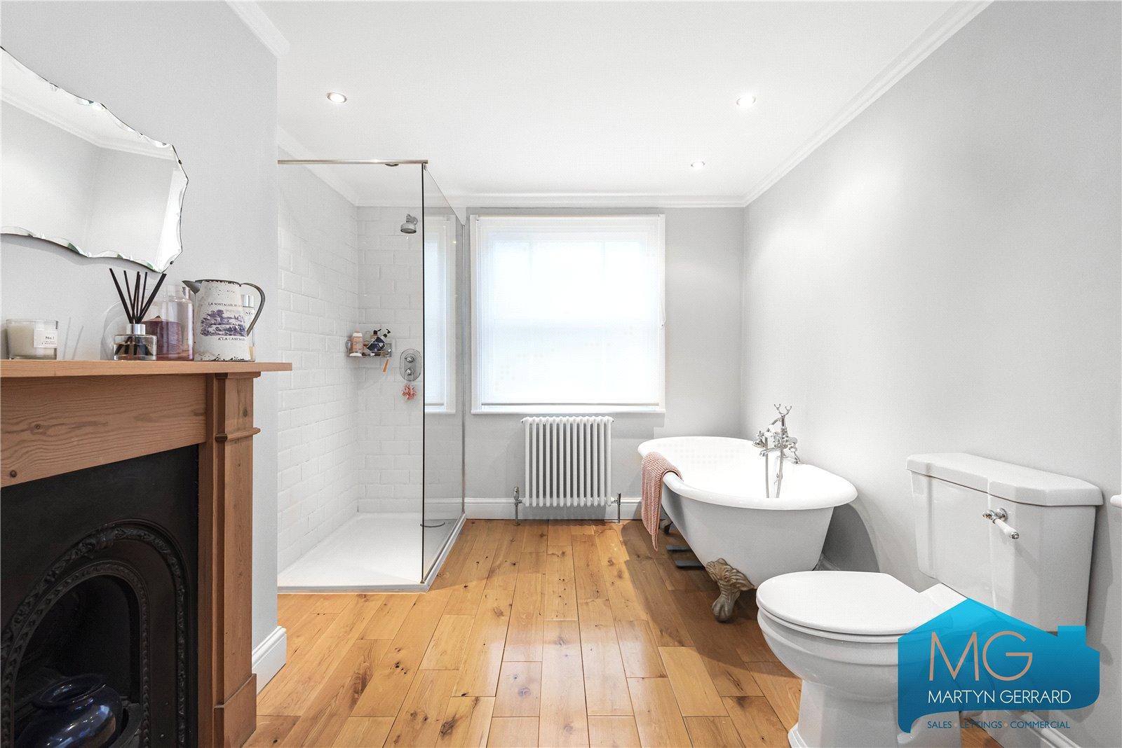 4 bedroom Terraced House for sale - Martyn Gerrard