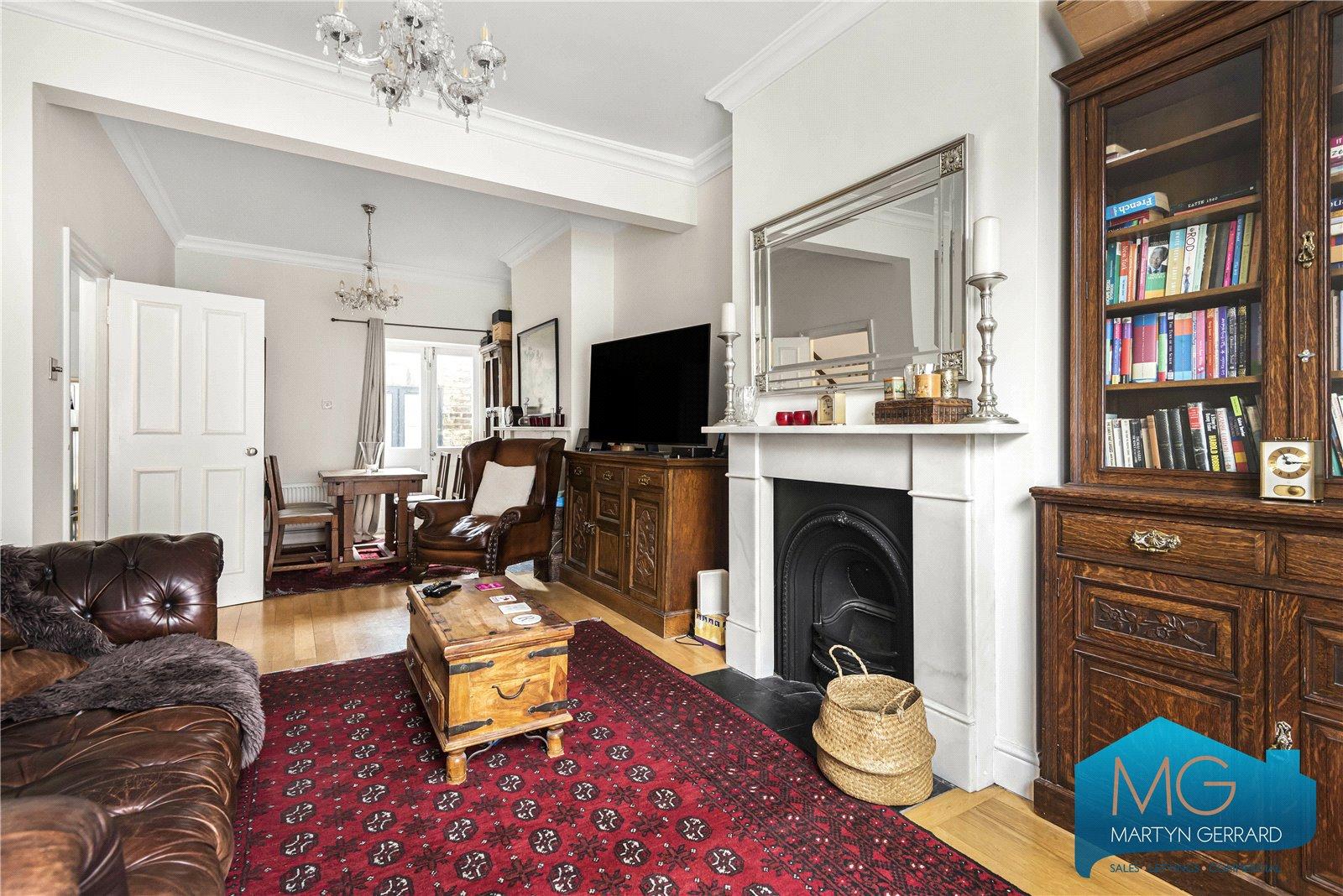 4 bedroom Terraced House for sale - Martyn Gerrard