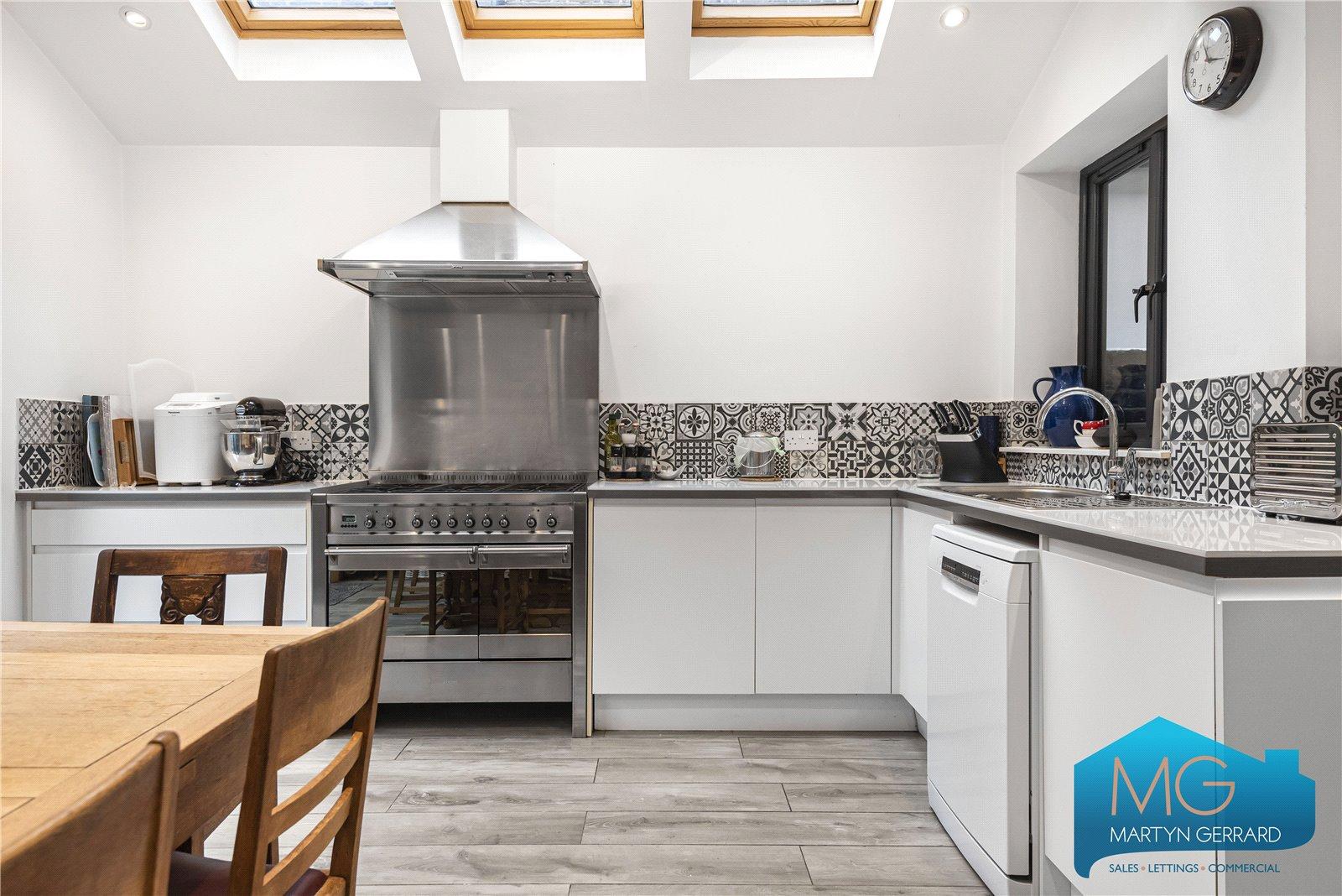 4 bedroom Terraced House for sale - Martyn Gerrard