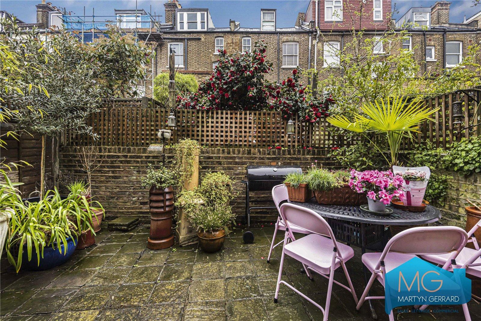 4 bedroom Terraced House for sale - Martyn Gerrard