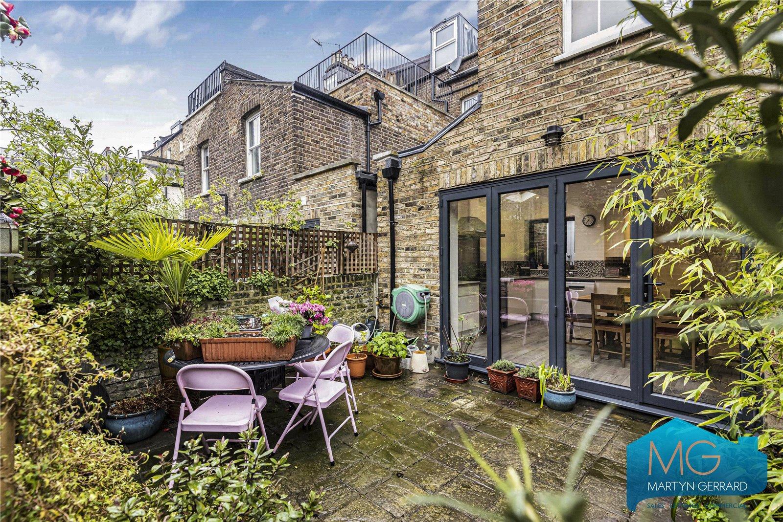 4 bedroom Terraced House for sale - Martyn Gerrard