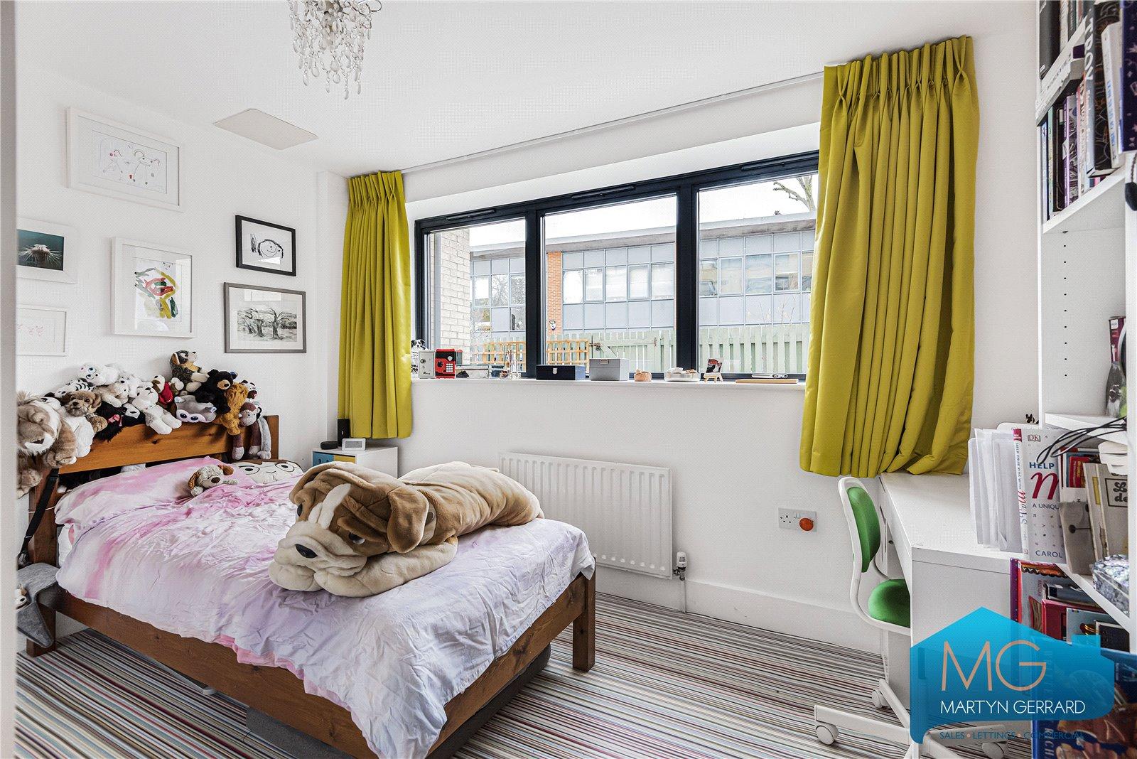 2 bedroom Ground Floor Flat for sale - Martyn Gerrard
