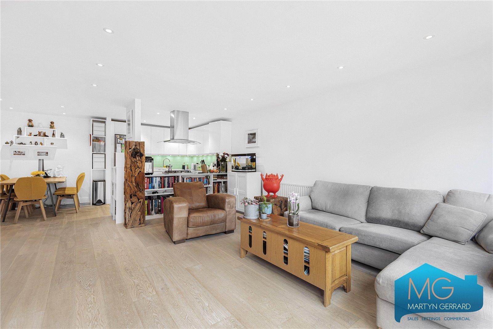2 bedroom Ground Floor Flat for sale - Martyn Gerrard