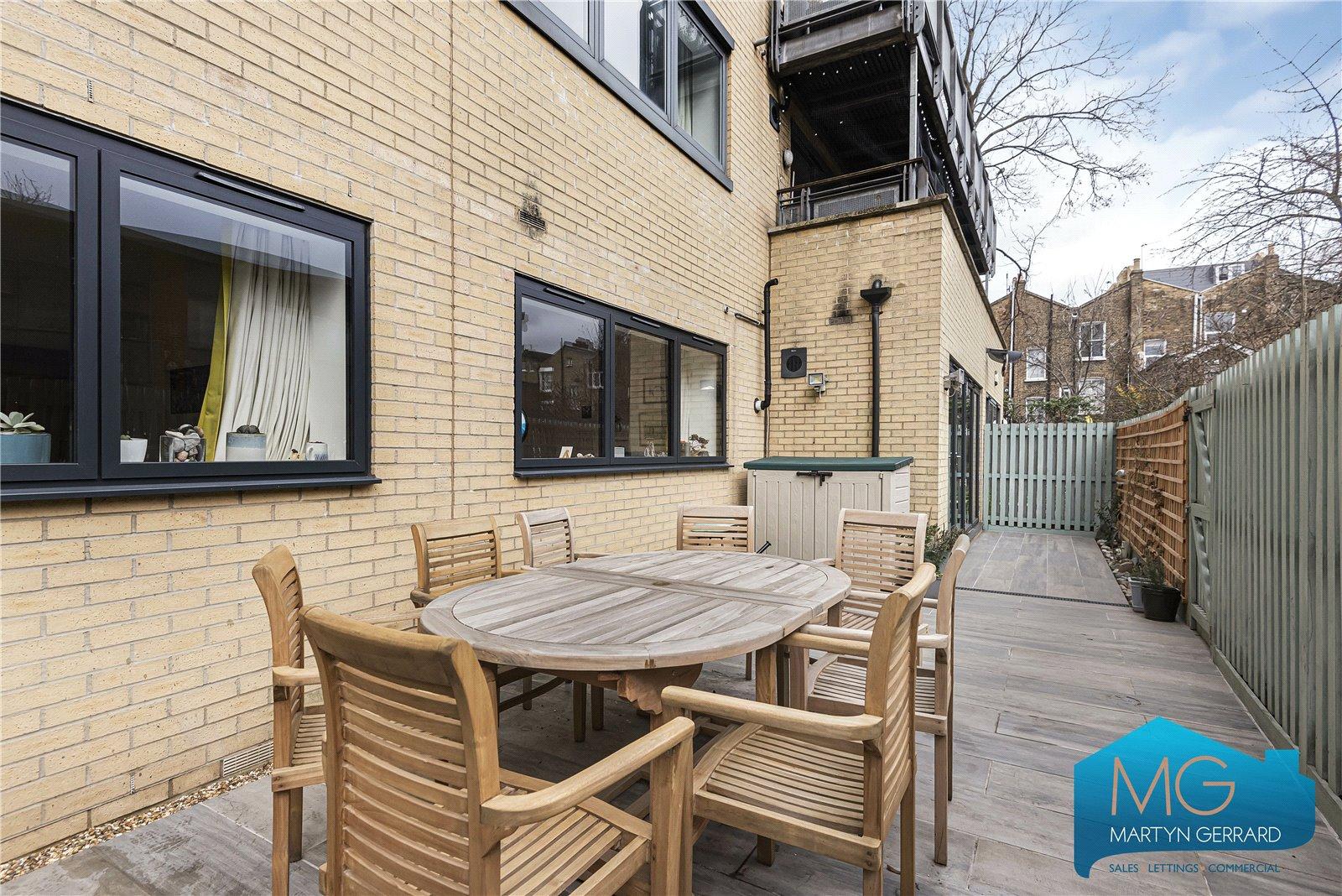2 bedroom Ground Floor Flat for sale - Martyn Gerrard