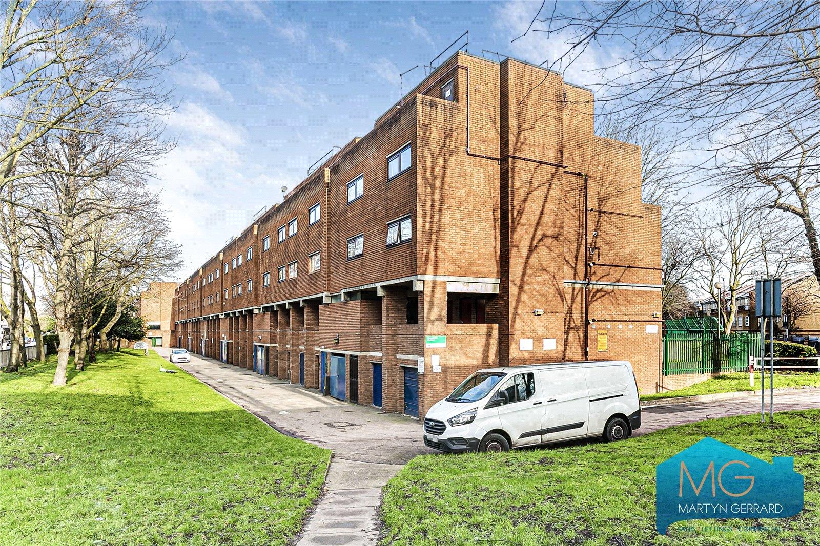 3 bedroom Apartment for sale - Martyn Gerrard