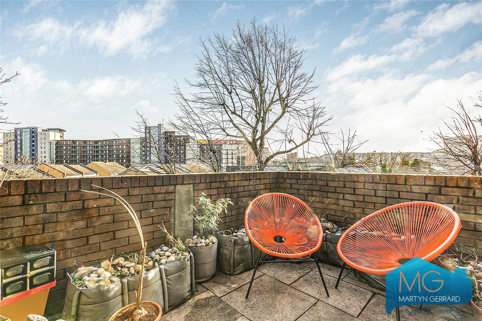 3 bedroom Apartment for sale - Martyn Gerrard