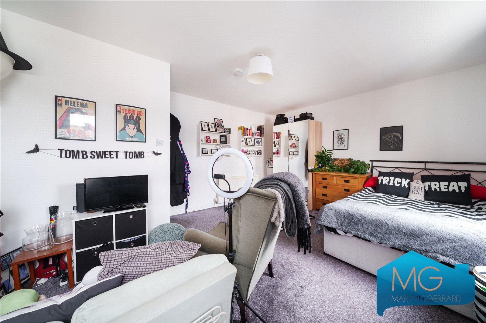 3 bedroom Apartment for sale - Martyn Gerrard