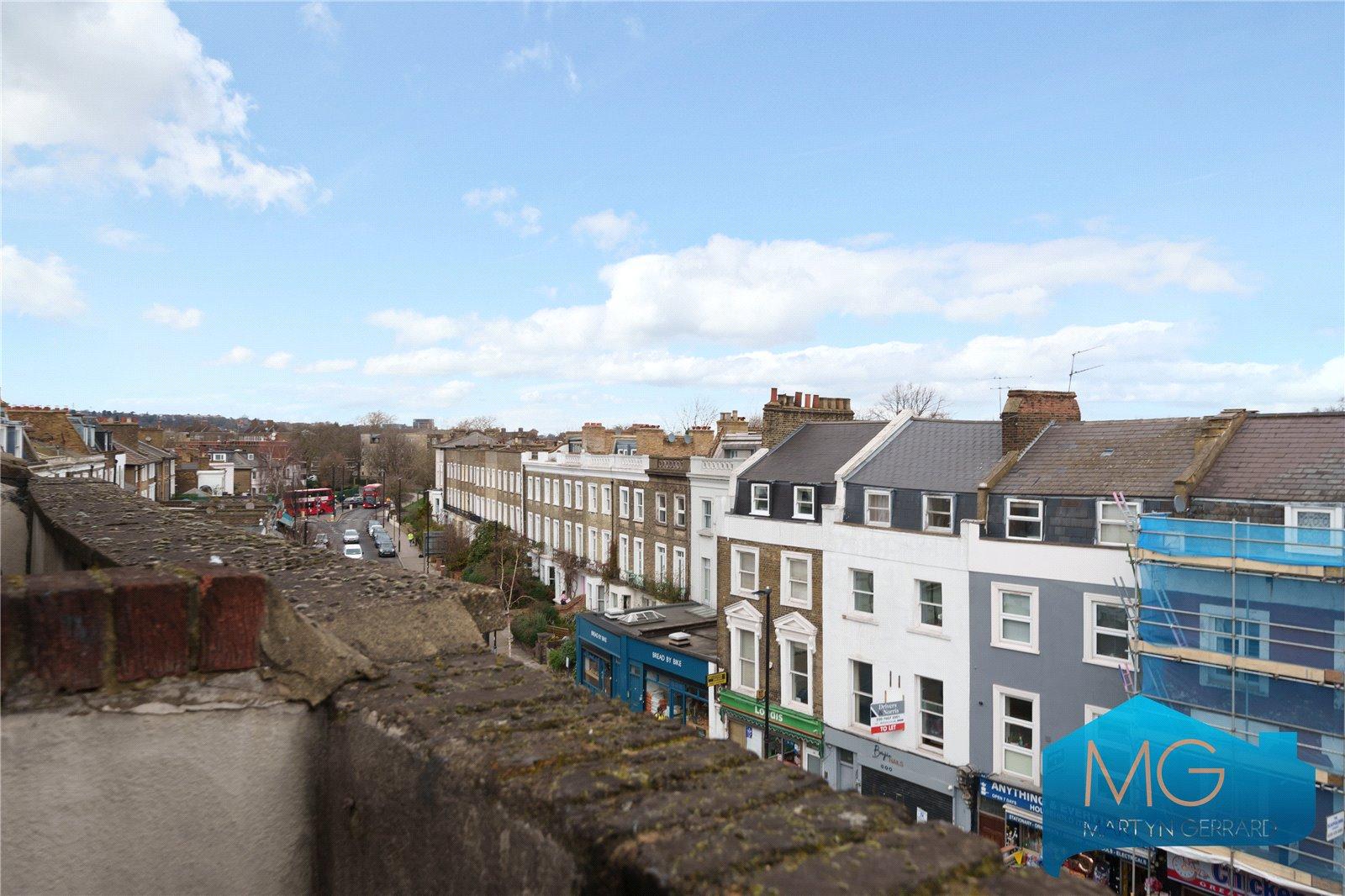 3 bedroom Apartment for sale - Martyn Gerrard
