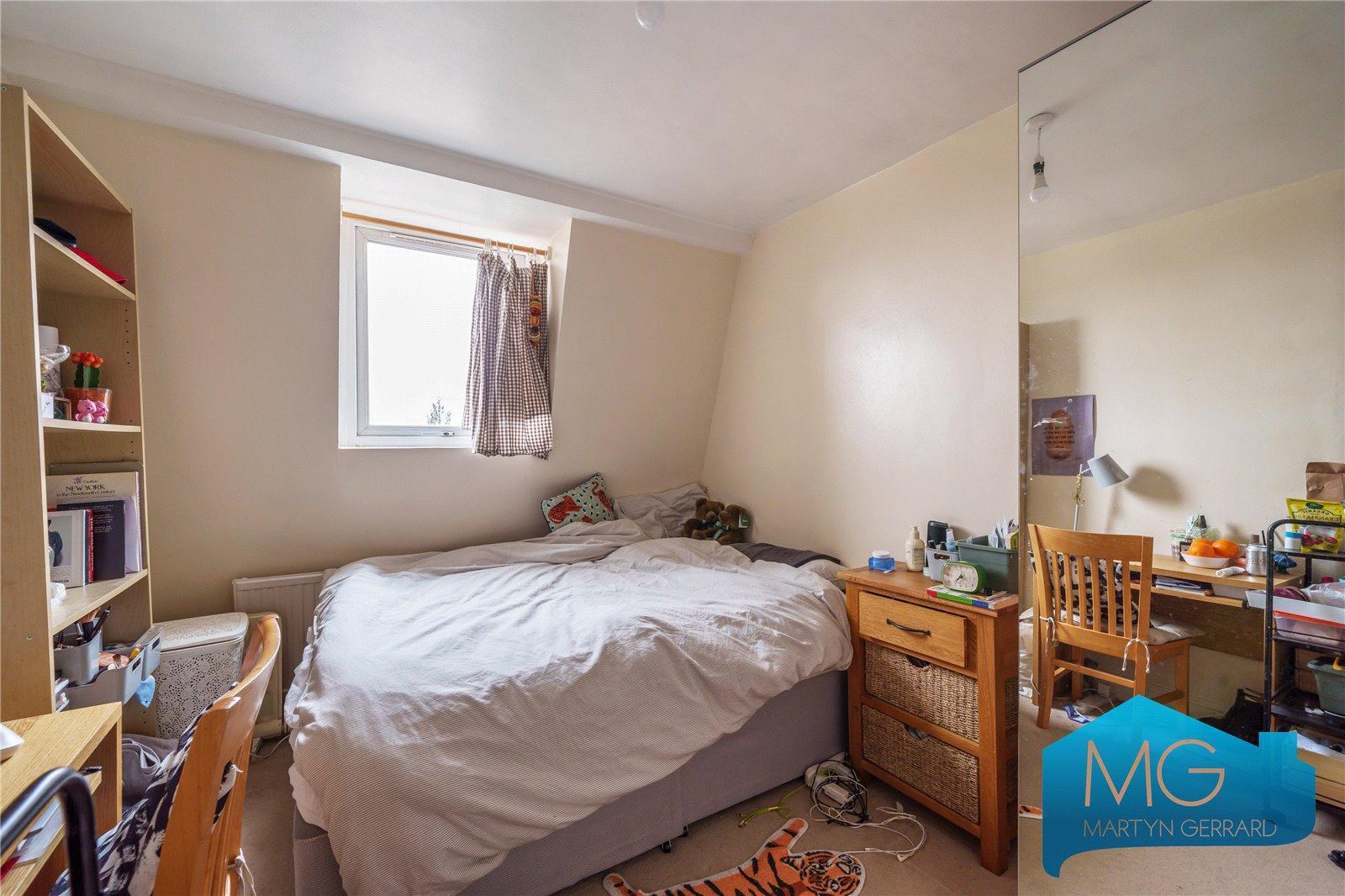 3 bedroom Apartment for sale - Martyn Gerrard