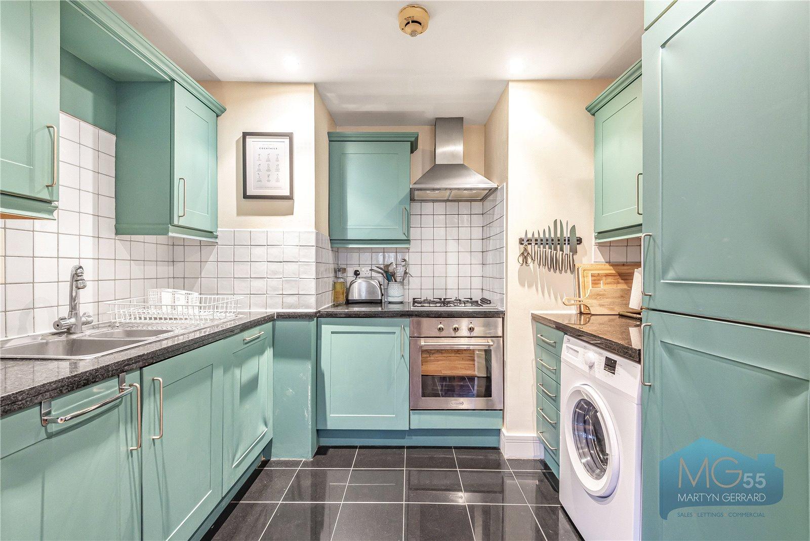 Junction Road, Archway, London, N19+  - Martyn Gerrard