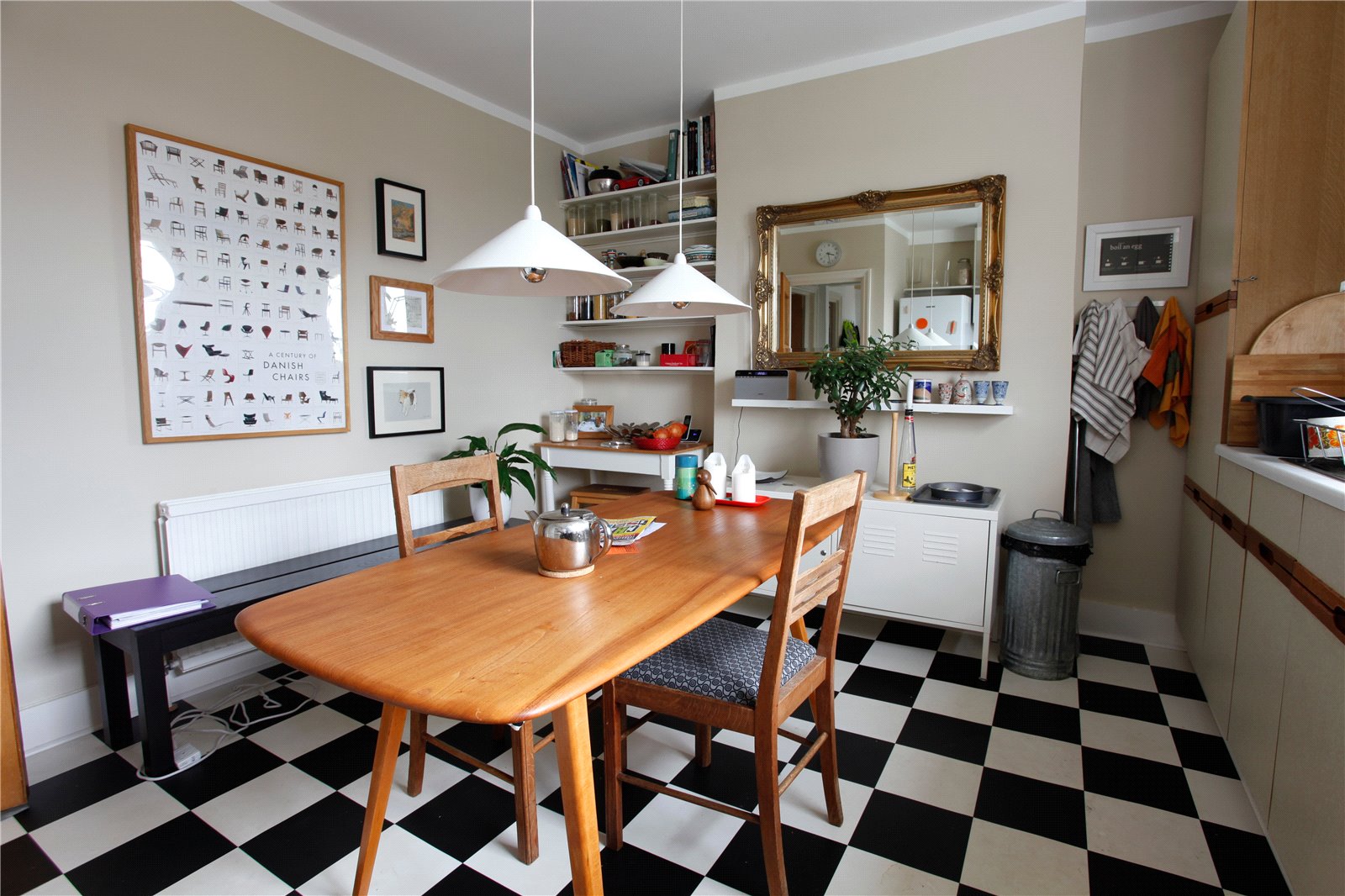 2 bedroom Apartment for sale - Martyn Gerrard