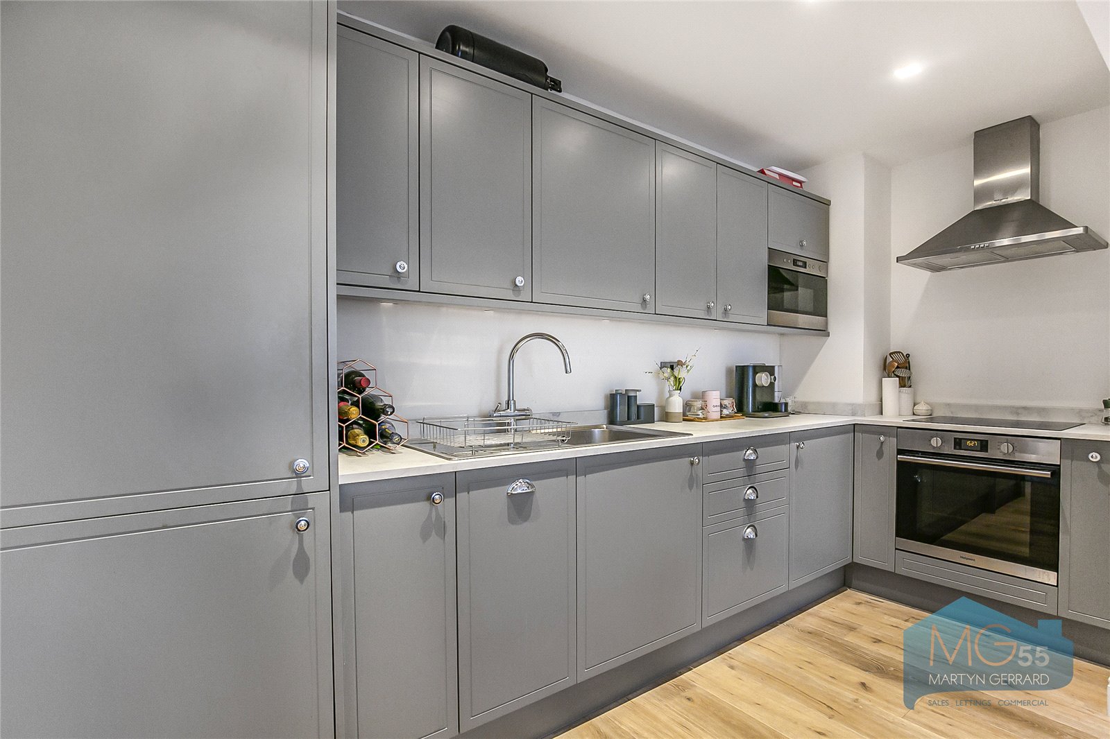 1 bedroom Apartment for sale - Martyn Gerrard