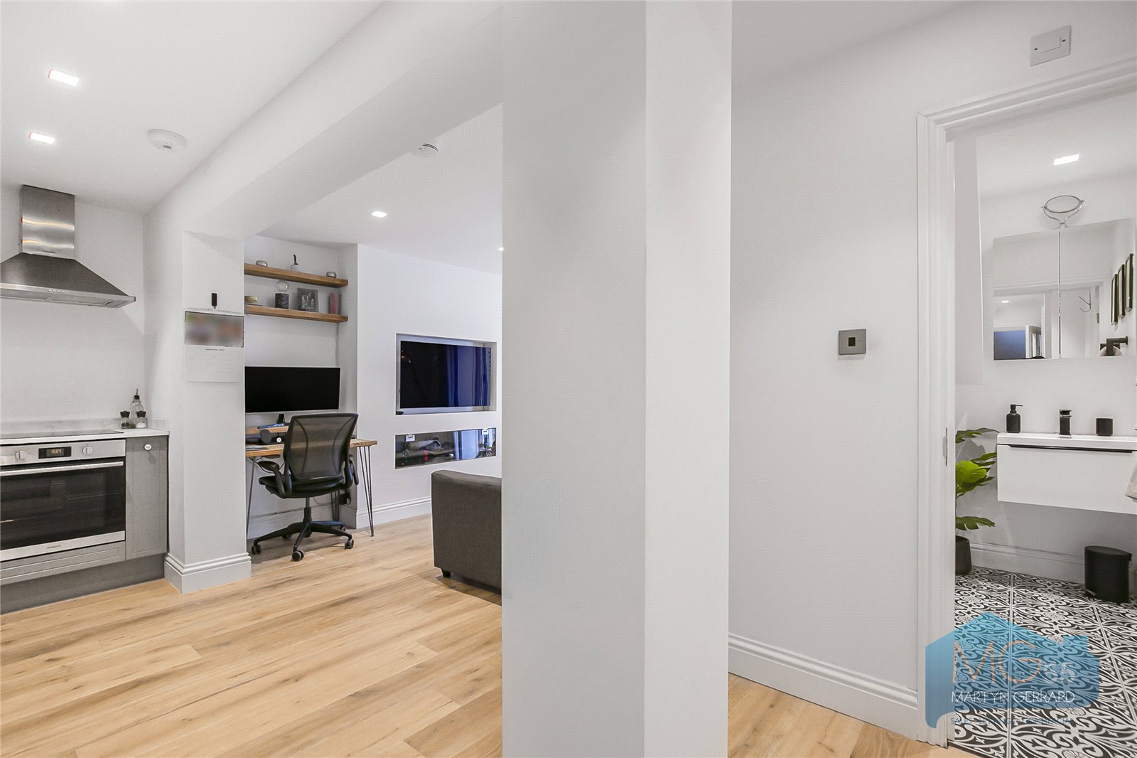 1 bedroom Apartment for sale - Martyn Gerrard