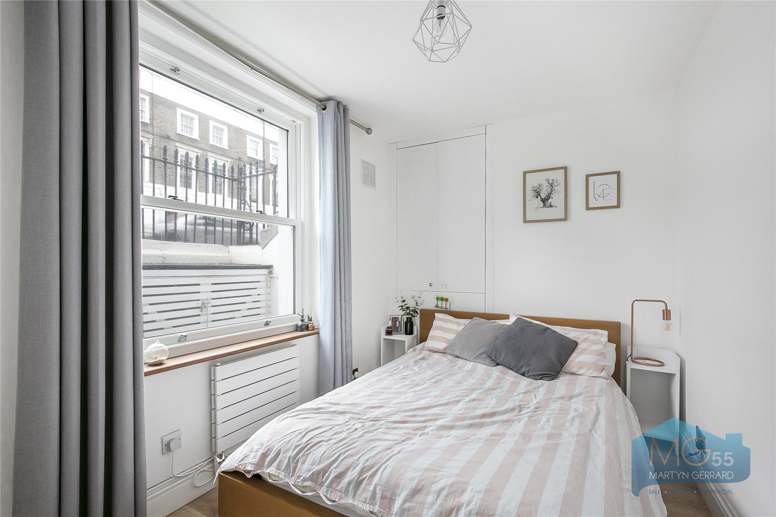 1 bedroom Apartment for sale - Martyn Gerrard