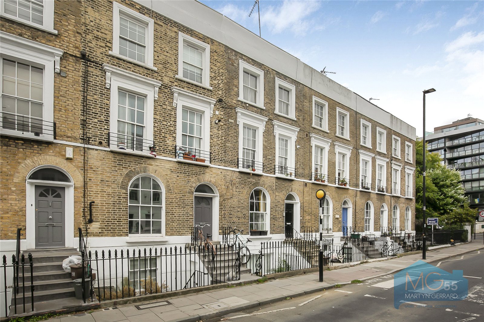 New North Road, Islington, London, N1+  - Martyn Gerrard