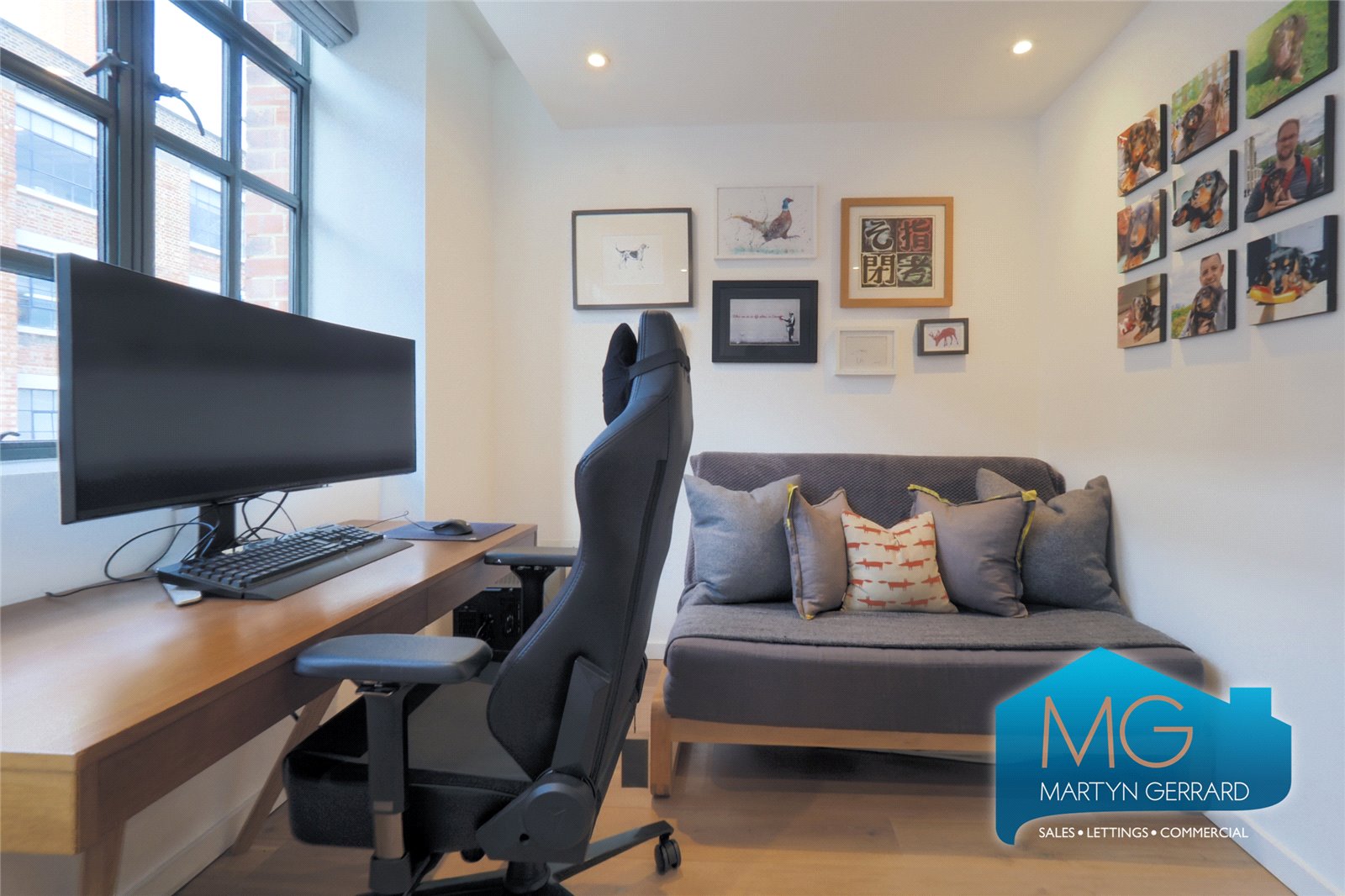 2 bedroom Apartment for sale - Martyn Gerrard