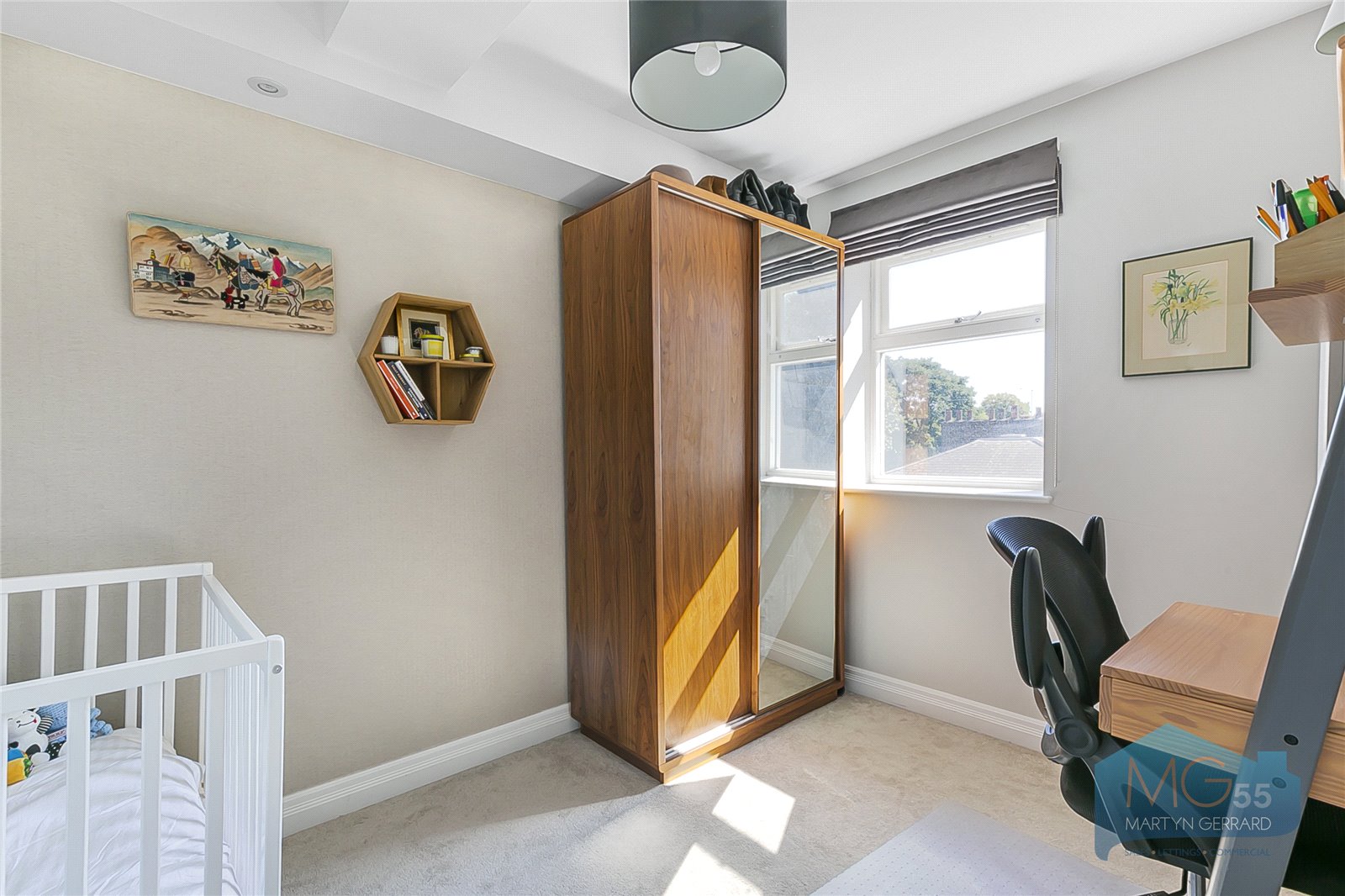 2 bedroom Apartment for sale - Martyn Gerrard