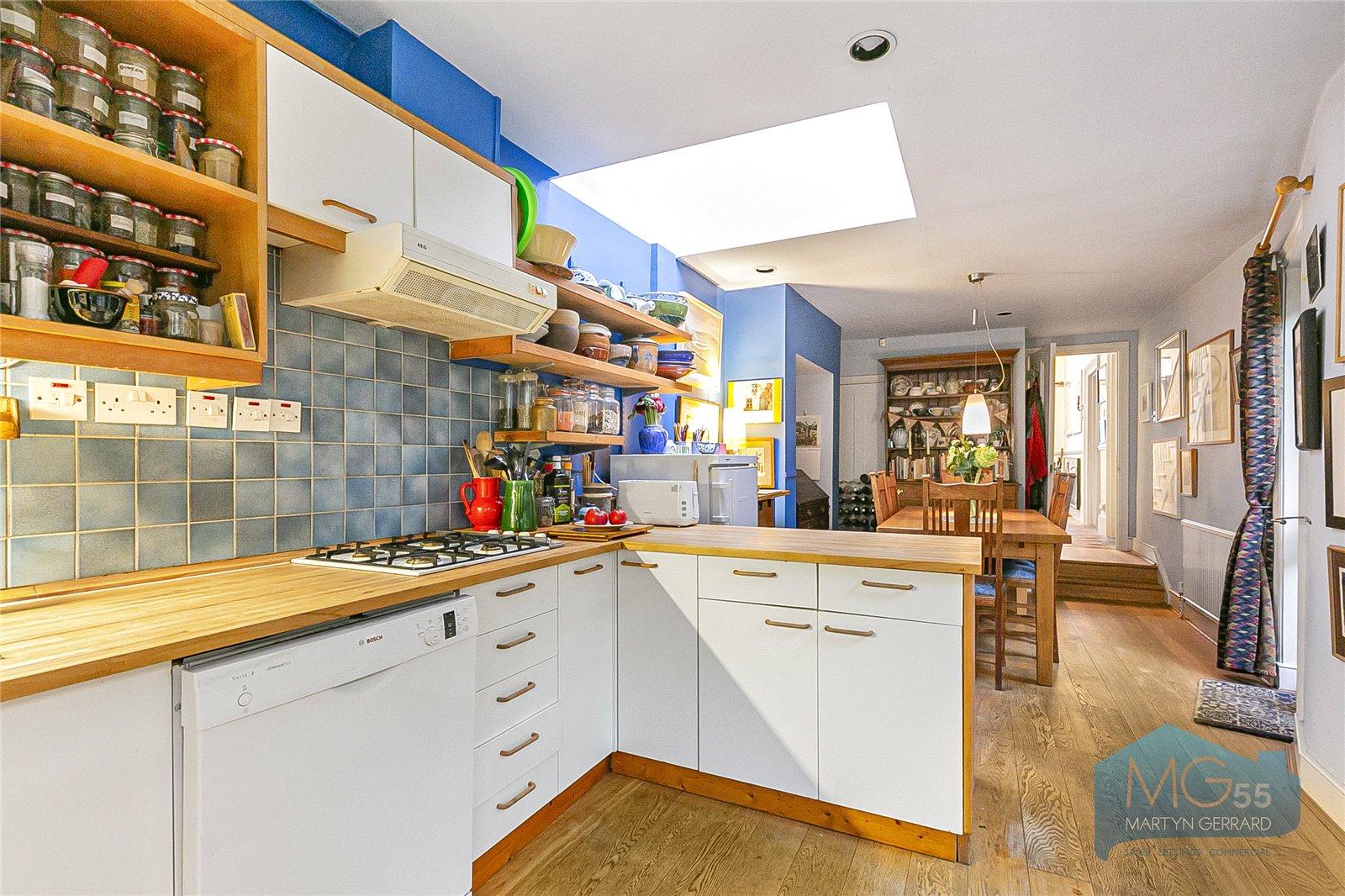 6 bedroom Terraced House for sale - Martyn Gerrard