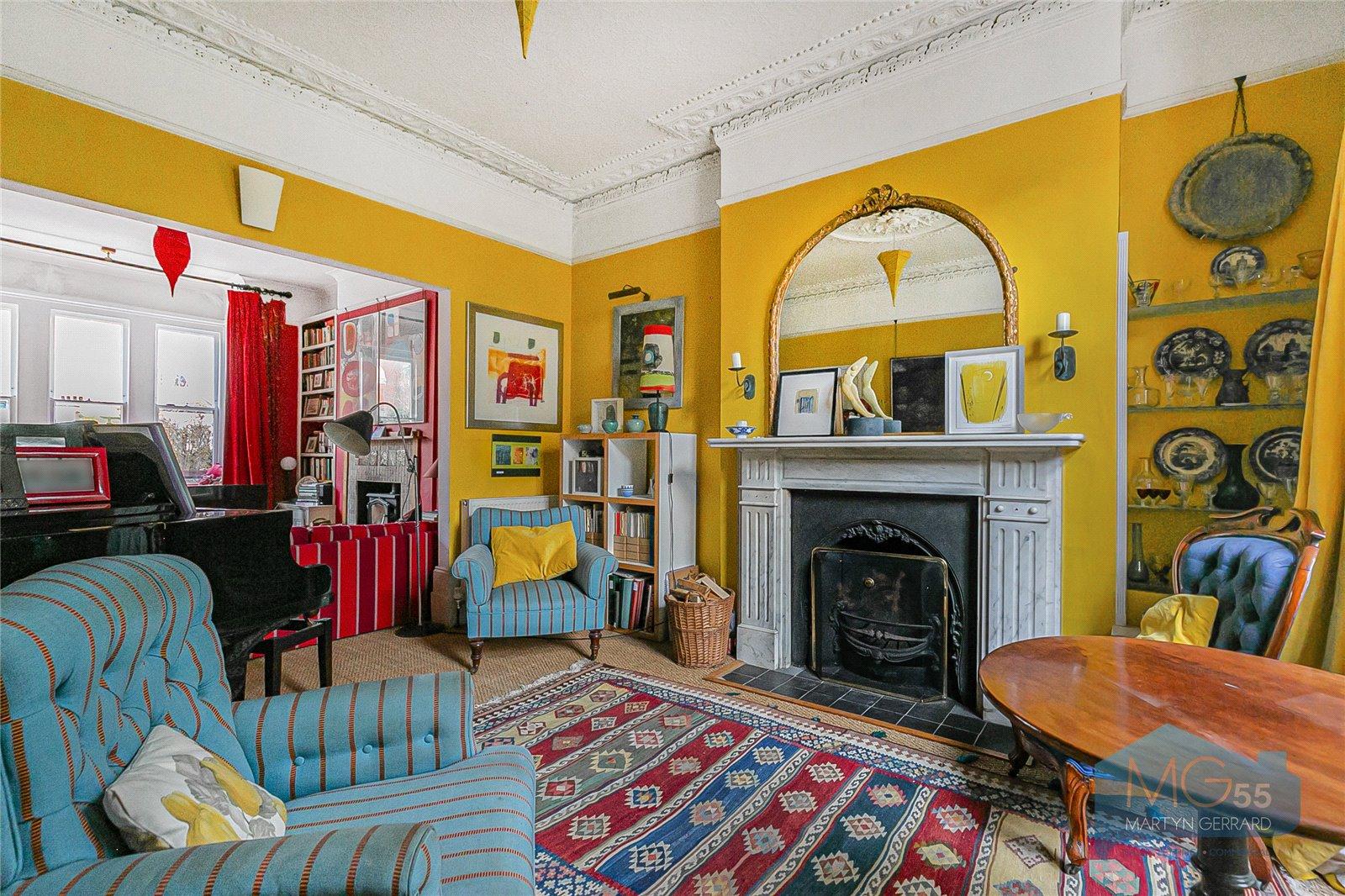 6 bedroom Terraced House for sale - Martyn Gerrard