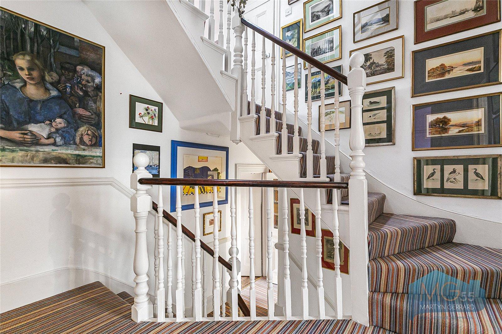 6 bedroom Terraced House for sale - Martyn Gerrard