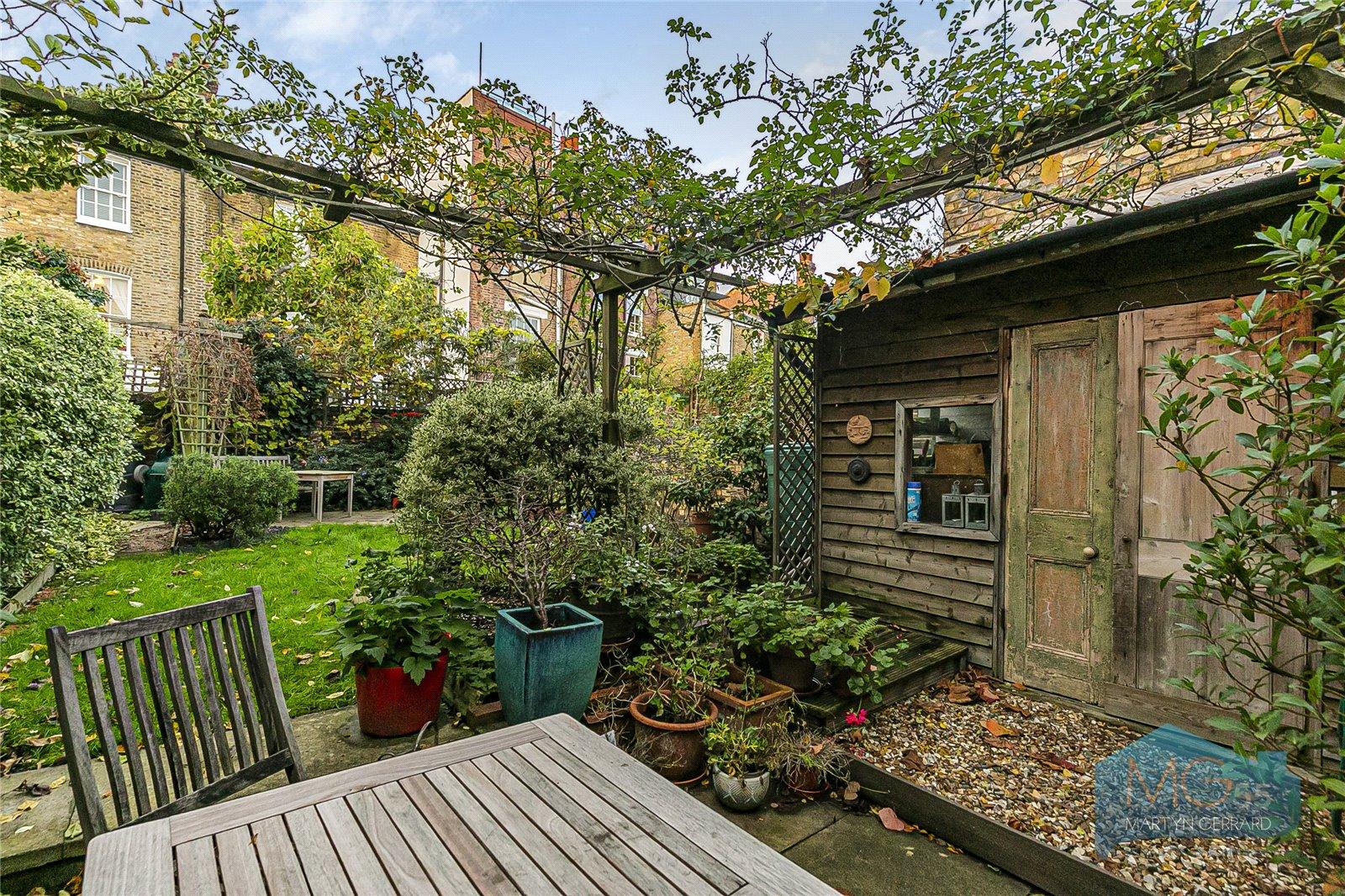 6 bedroom Terraced House for sale - Martyn Gerrard