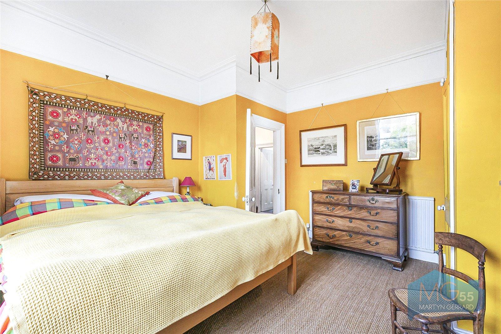 6 bedroom Terraced House for sale - Martyn Gerrard