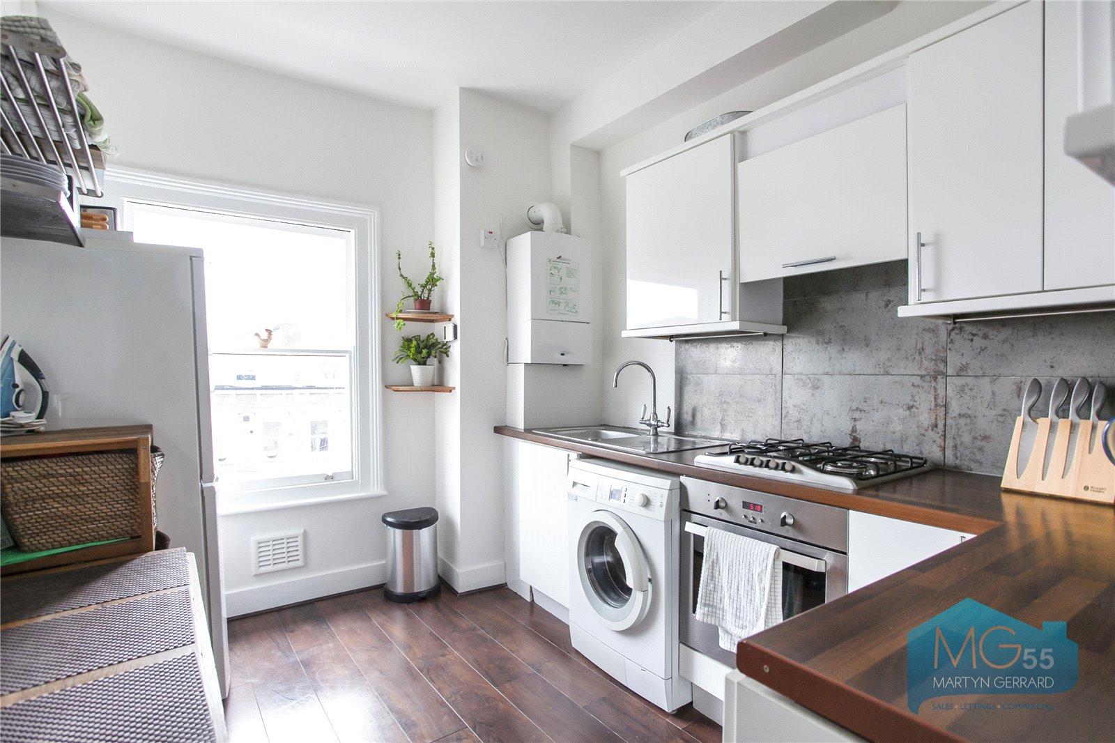 1 bedroom Apartment for sale - Martyn Gerrard