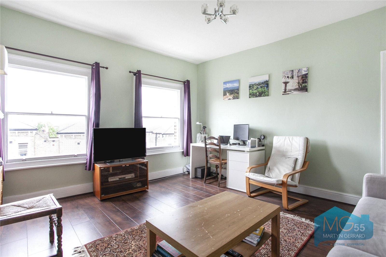 1 bedroom Apartment for sale - Martyn Gerrard