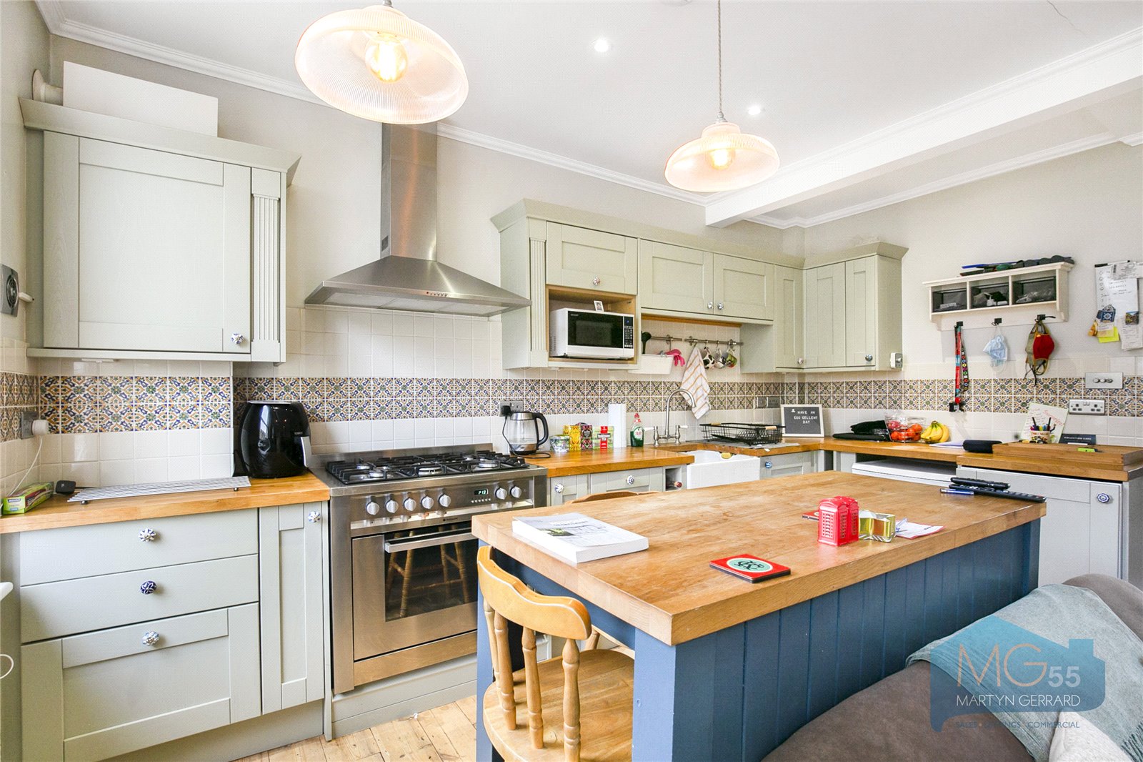 1 bedroom Apartment for sale - Martyn Gerrard