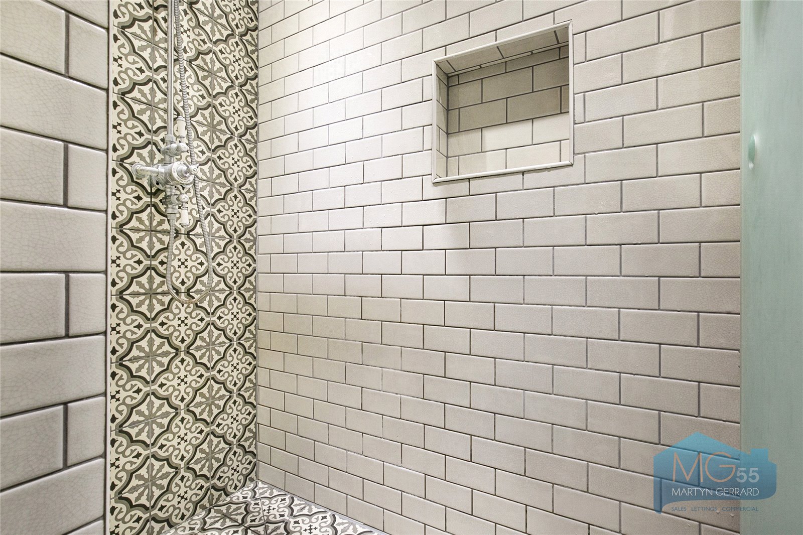 1 bedroom Apartment for sale - Martyn Gerrard