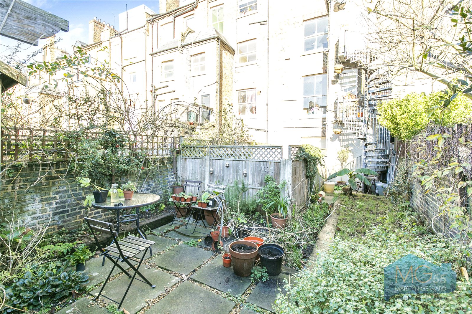 1 bedroom Apartment for sale - Martyn Gerrard