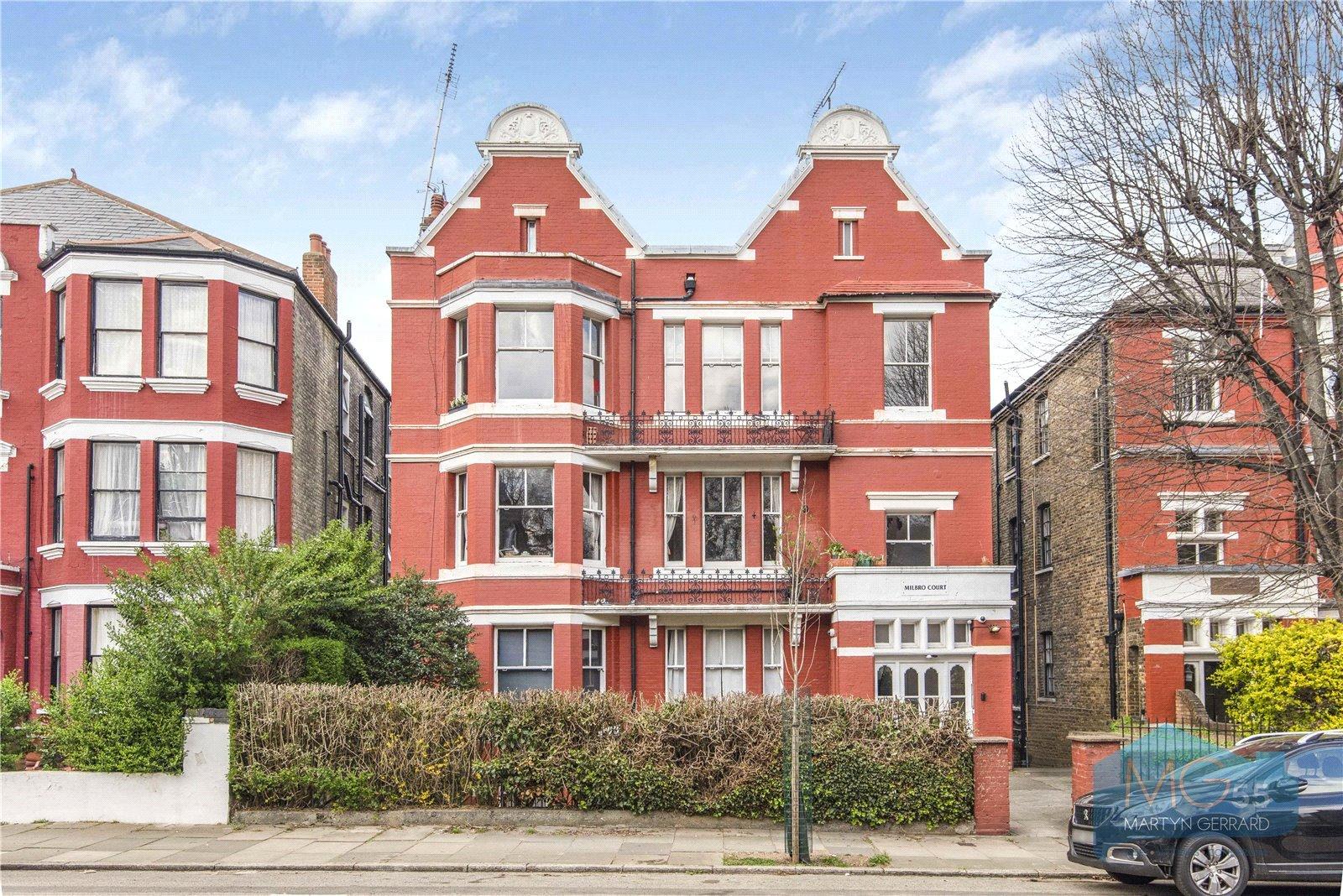 2 bedroom Apartment to rent - Martyn Gerrard