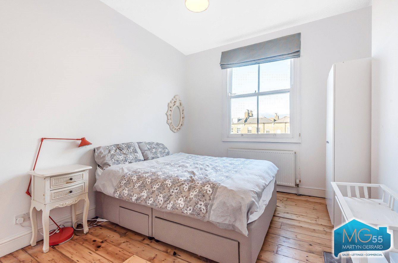 2 bedroom Terraced House to rent - Martyn Gerrard