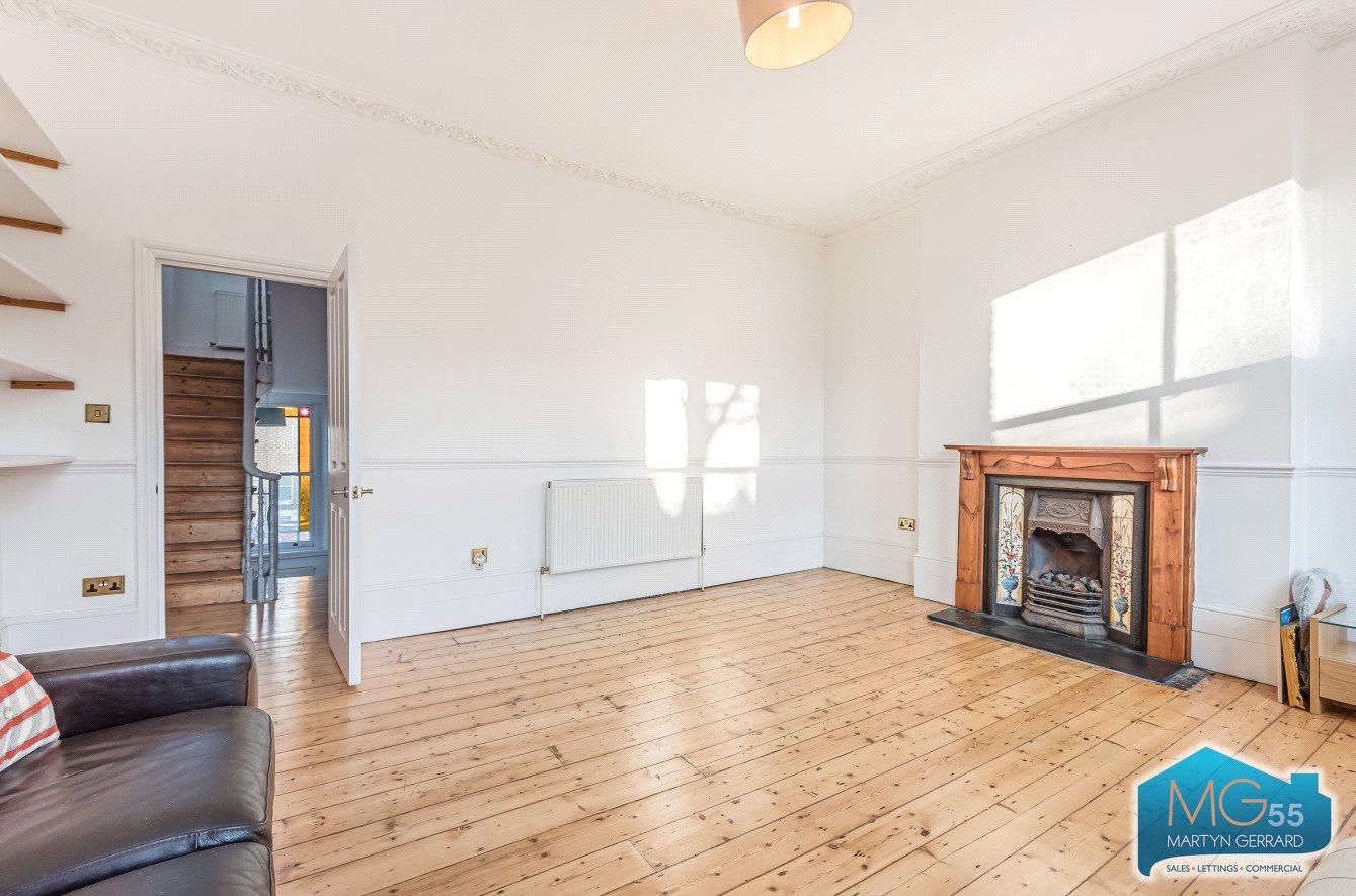 2 bedroom Terraced House to rent - Martyn Gerrard