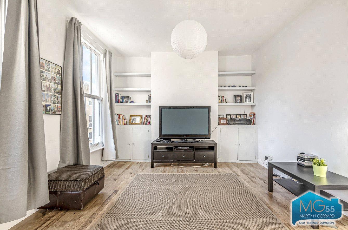2 bedroom Terraced House to rent - Martyn Gerrard